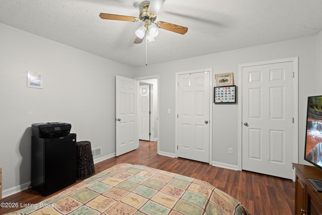 241 Emma Ct, Mt Washington, KY 40047