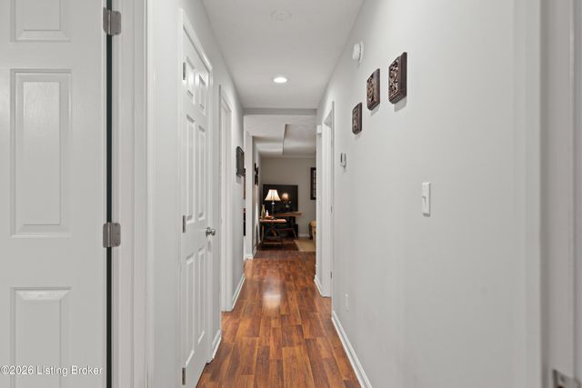 241 Emma Ct, Mt Washington, KY 40047