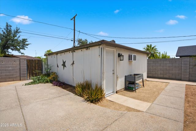 6702 E LEWIS Avenue, Scottsdale, AZ 85257