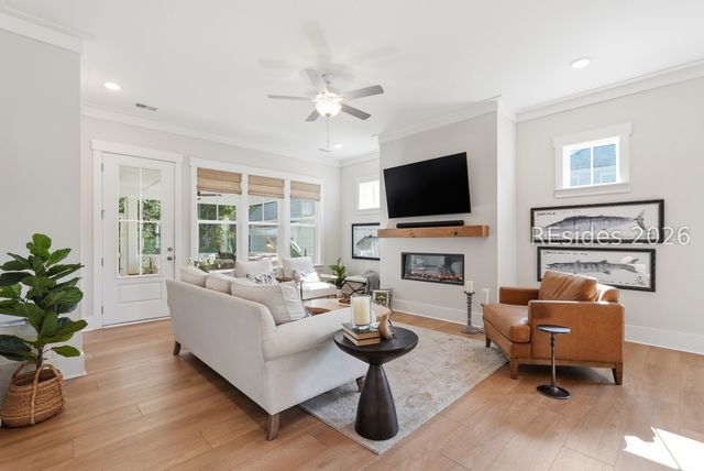 1 Skipperling Ct, Bluffton, SC 29909