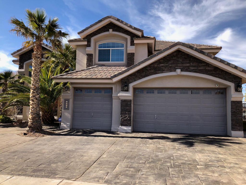 1353 JESUS CHAVEZ Place, El Paso, TX 79928