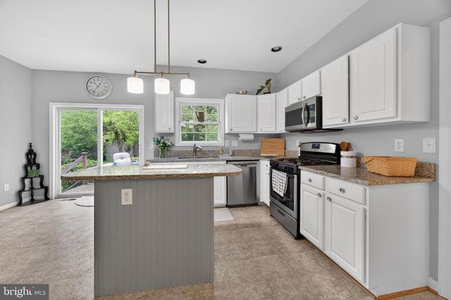 404 QUEENS COLONY HIGH RD, Stevensville, MD 21666