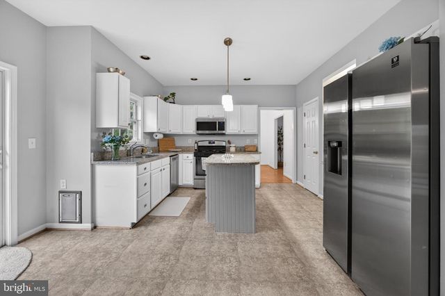 404 QUEENS COLONY HIGH RD, Stevensville, MD 21666