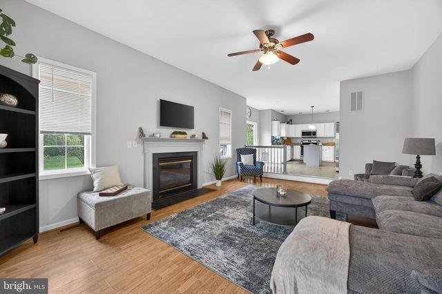 404 QUEENS COLONY HIGH RD, Stevensville, MD 21666