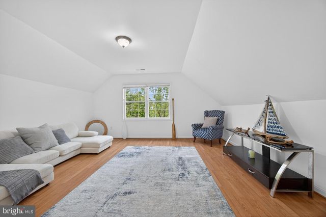 404 QUEENS COLONY HIGH RD, Stevensville, MD 21666