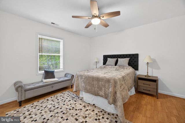 404 QUEENS COLONY HIGH RD, Stevensville, MD 21666