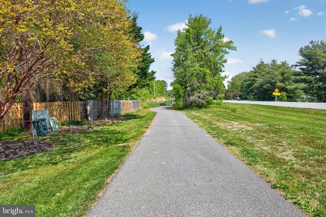 404 QUEENS COLONY HIGH RD, Stevensville, MD 21666