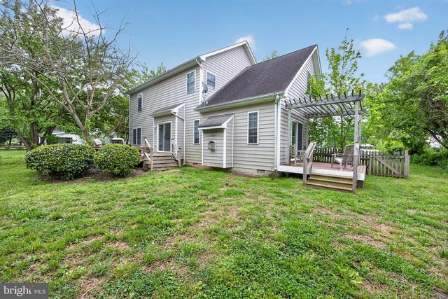 404 QUEENS COLONY HIGH RD, Stevensville, MD 21666