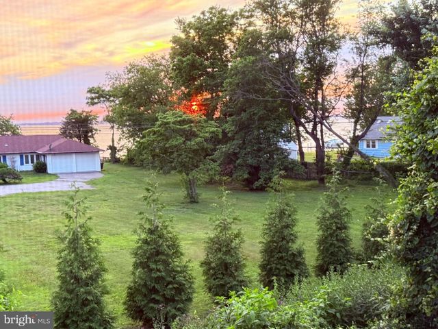 404 QUEENS COLONY HIGH RD, Stevensville, MD 21666
