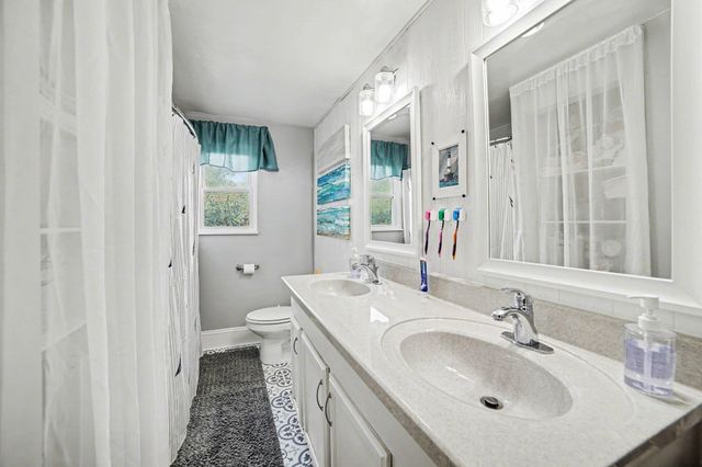 2740 Wexford Drive, Saginaw, MI 48603