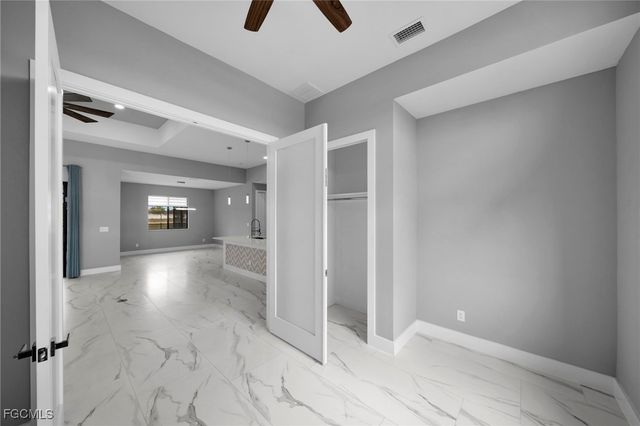 1201 SW 8th PL, Cape Coral, FL 33991