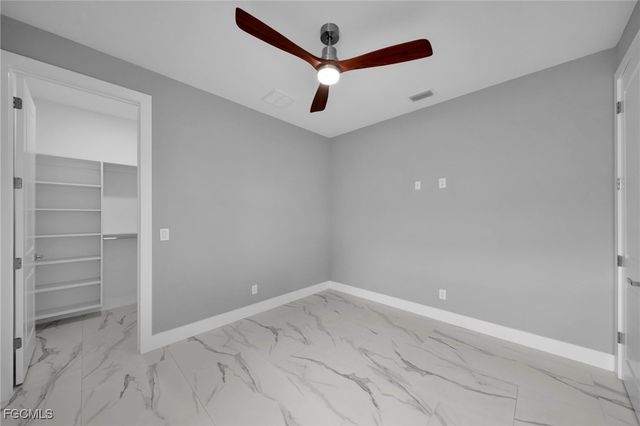 1201 SW 8th PL, Cape Coral, FL 33991