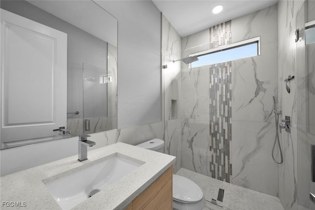 1201 SW 8th PL, Cape Coral, FL 33991