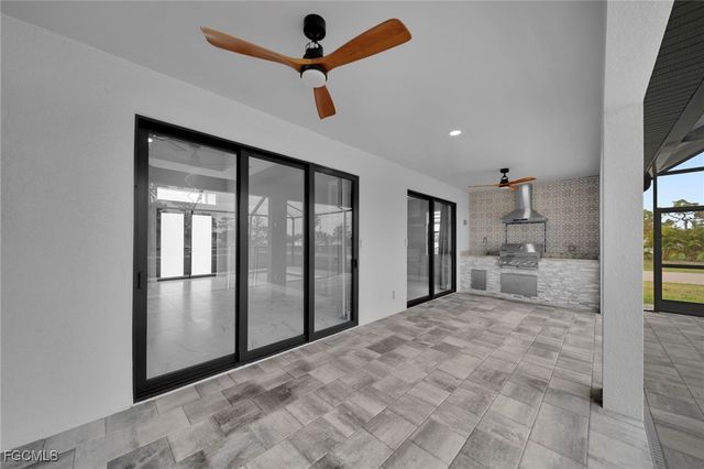 1201 SW 8th PL, Cape Coral, FL 33991