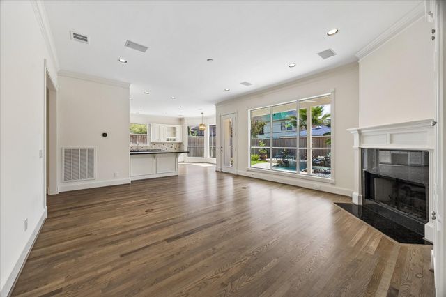 1110 Anderson Street, Bellaire, TX 77401