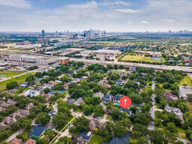 1110 Anderson Street, Bellaire, TX 77401