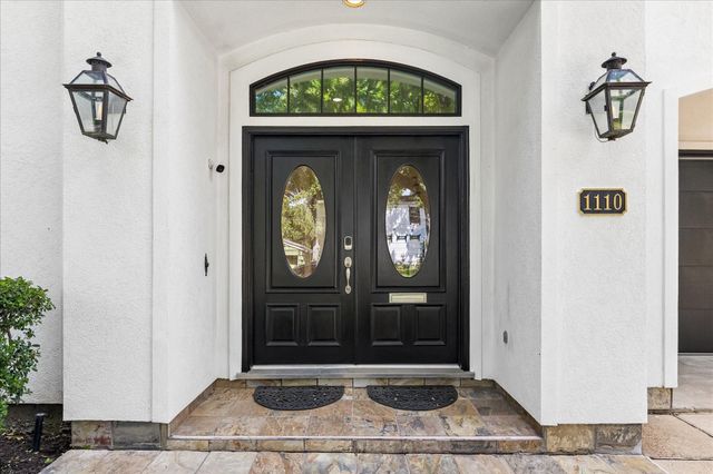 1110 Anderson Street, Bellaire, TX 77401