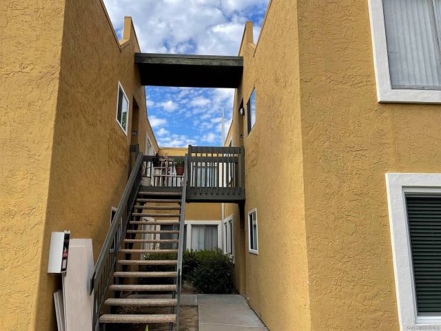 17129 W Bernardo Drive 201, San Diego, CA 92127