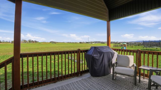 260 Lookout Dr, Winchester, TN 37398