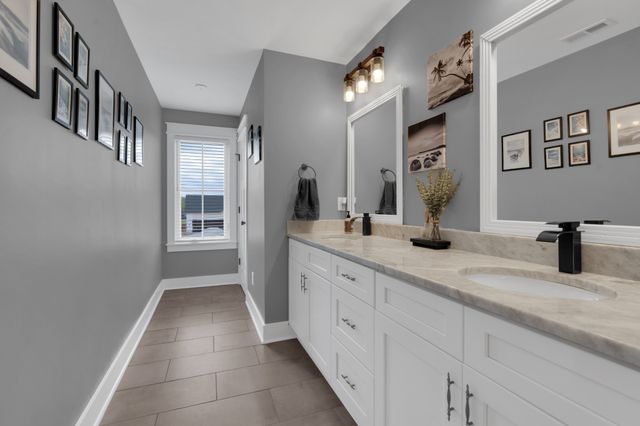 260 Lookout Dr, Winchester, TN 37398