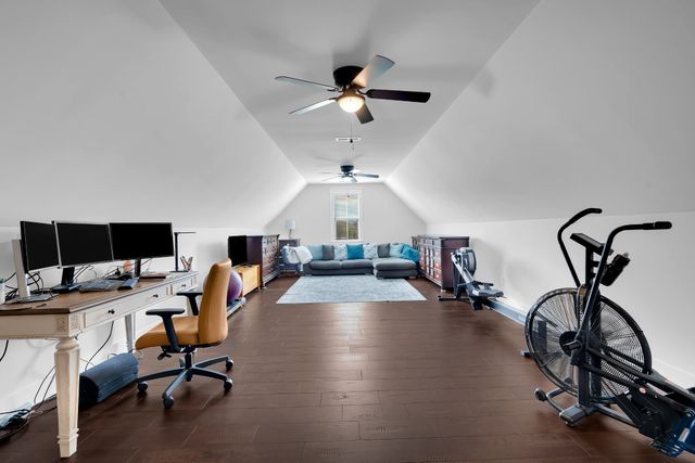 260 Lookout Dr, Winchester, TN 37398