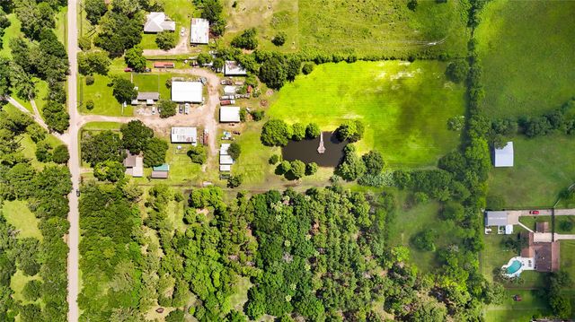 2052 County Road 540, Alvin, TX 77511