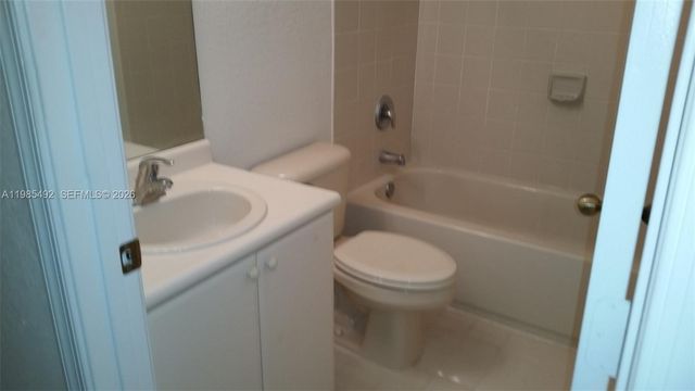 1530 SE 24th Ct 210, Homestead, FL 33035