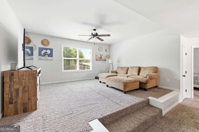 5821 Park Point, Flowery Branch, GA 30542