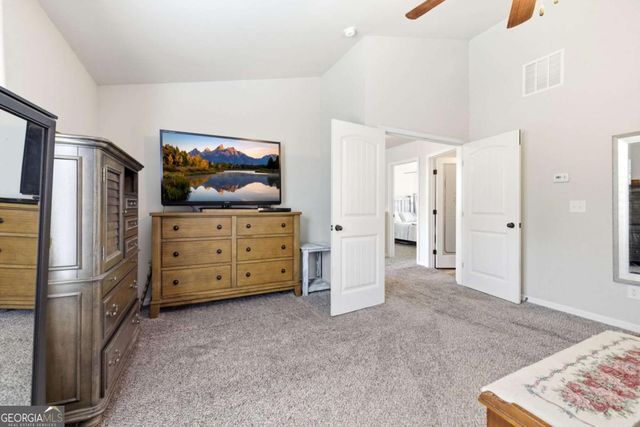 5821 Park Point, Flowery Branch, GA 30542