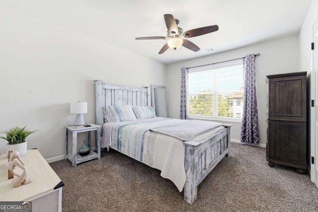 5821 Park Point, Flowery Branch, GA 30542
