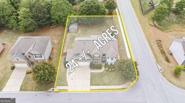 5821 Park Point, Flowery Branch, GA 30542