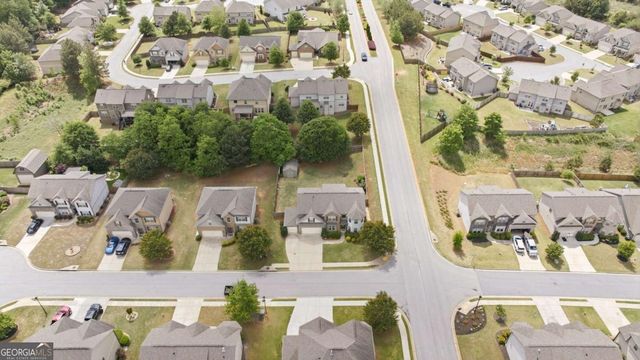 5821 Park Point, Flowery Branch, GA 30542