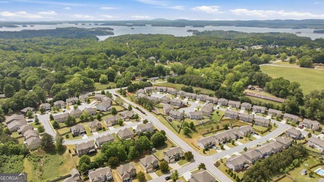 5821 Park Point, Flowery Branch, GA 30542