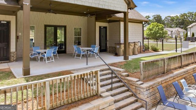 5821 Park Point, Flowery Branch, GA 30542