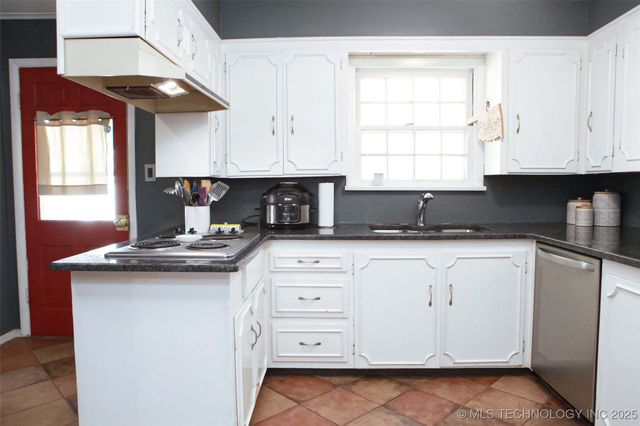 517 S Quebec Avenue, Tulsa, OK 74112