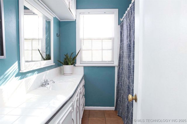 517 S Quebec Avenue, Tulsa, OK 74112