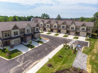 202 Signature Pl, Lebanon, TN 37087