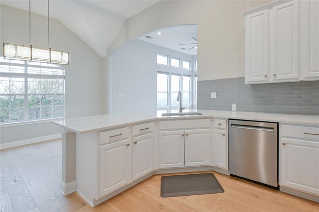 232 Sunrise Ridge LOOP, Austin, TX 78738