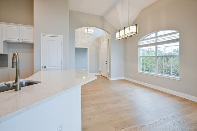 232 Sunrise Ridge LOOP, Austin, TX 78738