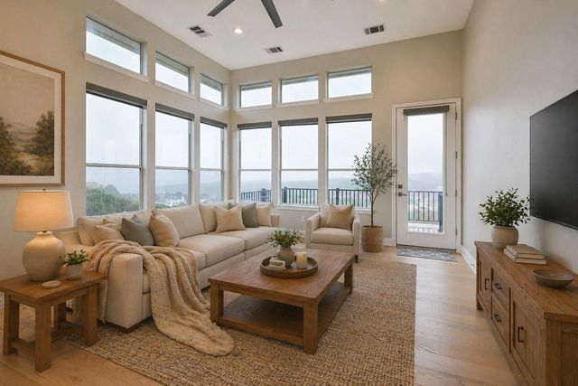 232 Sunrise Ridge LOOP, Austin, TX 78738