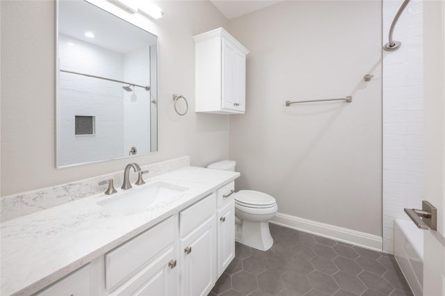 232 Sunrise Ridge LOOP, Austin, TX 78738