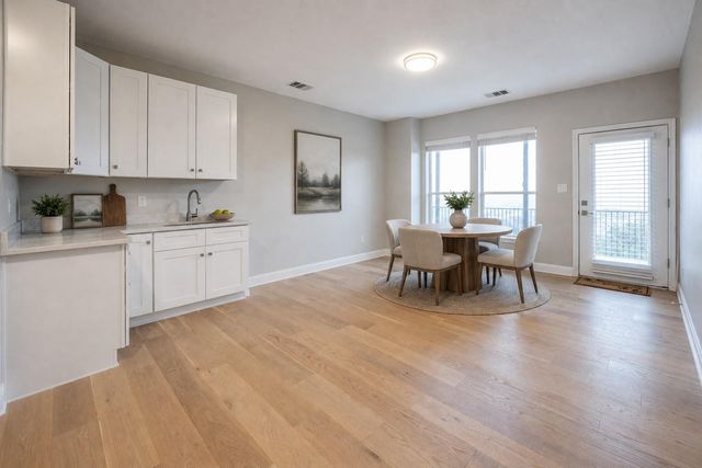 232 Sunrise Ridge LOOP, Austin, TX 78738
