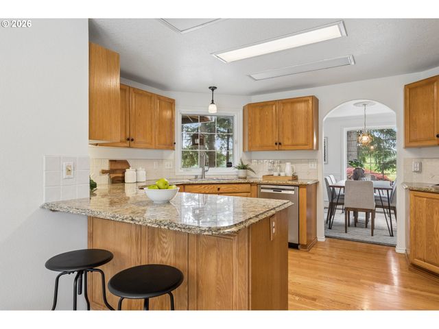 20920 S RIDGE Rd, Oregon City, OR 97045