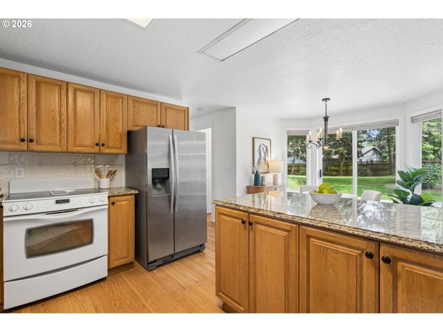 20920 S RIDGE Rd, Oregon City, OR 97045