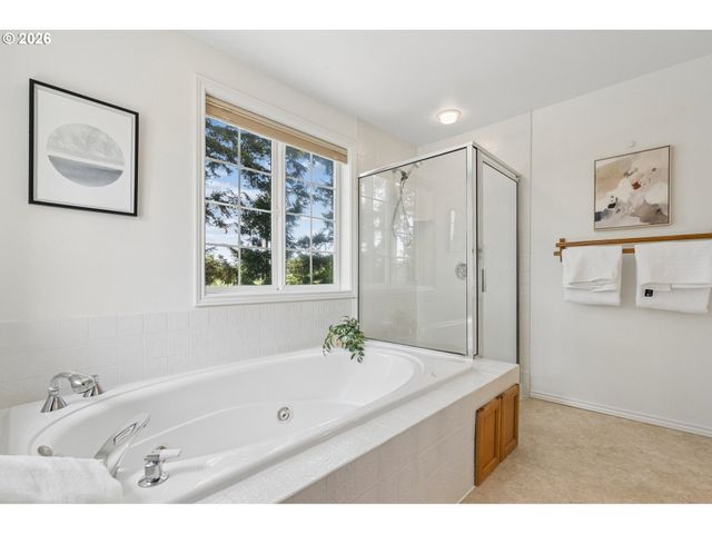 20920 S RIDGE Rd, Oregon City, OR 97045