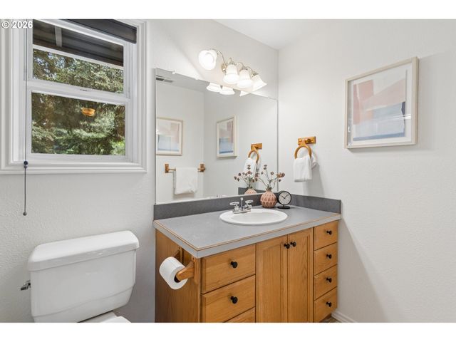 20920 S RIDGE Rd, Oregon City, OR 97045