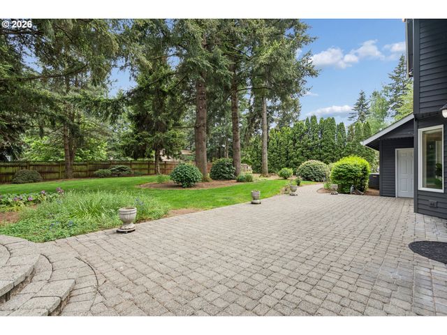 20920 S RIDGE Rd, Oregon City, OR 97045