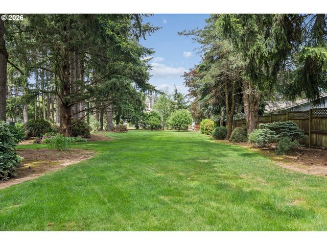 20920 S RIDGE Rd, Oregon City, OR 97045