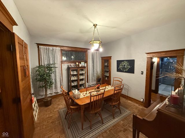 108 W Madison Street, Alexandria, IN 46001