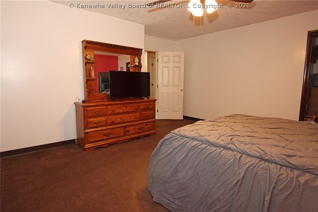 41 Flat Top Camp Road, Wharton, WV 25208